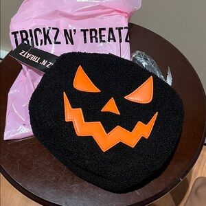 Dolls kill Black & Orange jack-o-lantern Pumpkin Face Bag backpack nwt